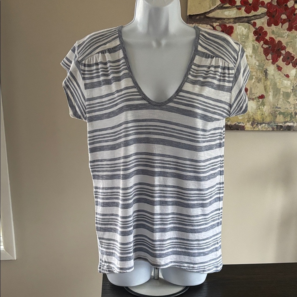 Gap striped shirt